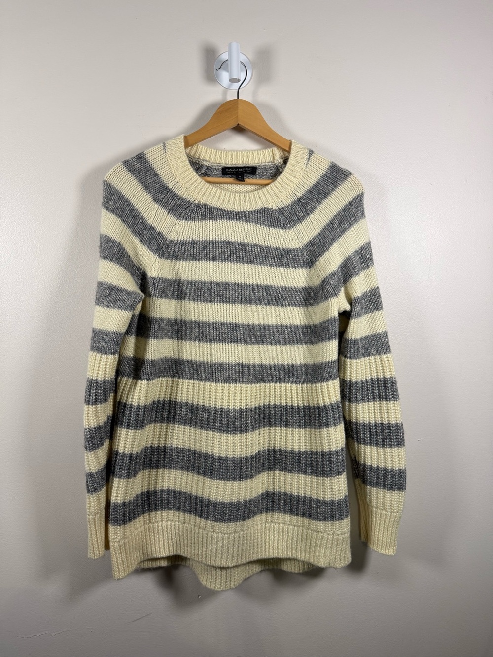Banana Republic Cream & Gray Striped Crewneck Sweater
